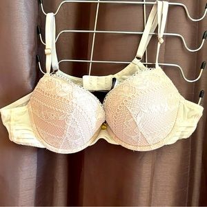 Adore me Ivory bra